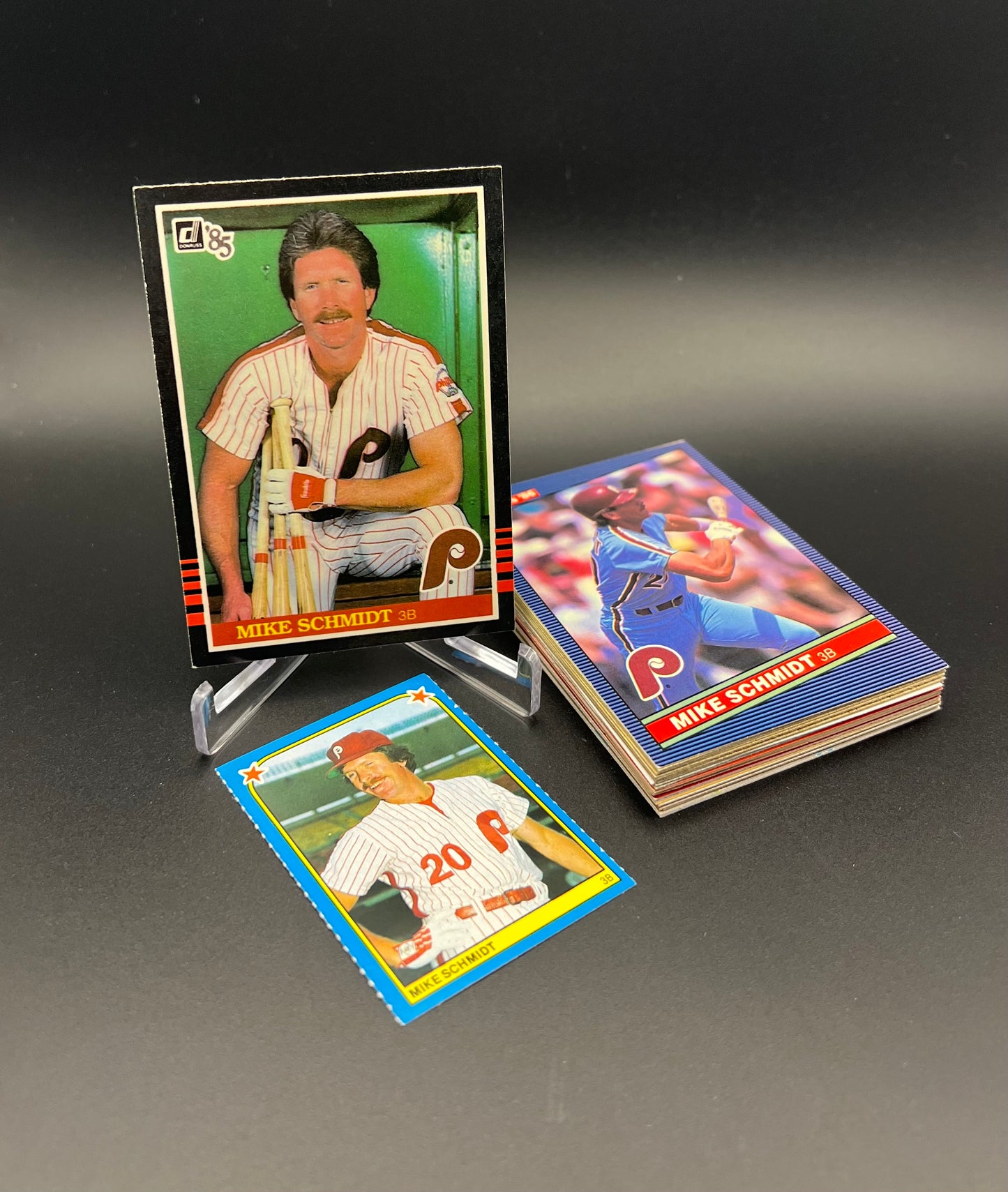 MIKE SCHMIDT 36-CARD LOT – PHILADELPHIA PHILLIES 1988 TOPPS/DONRUSS/FLEER HOF